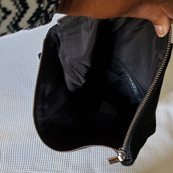 NWOT! Express Women's Large Genuine Suede Croc Design Foldeover Clutch - Picture 3 of 6